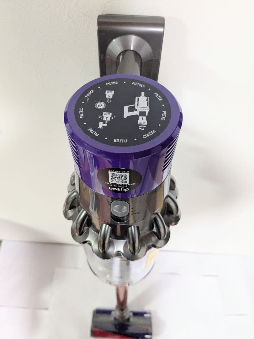 美品【45分稼働】ダイソン掃除機V10 SV12　⑬
