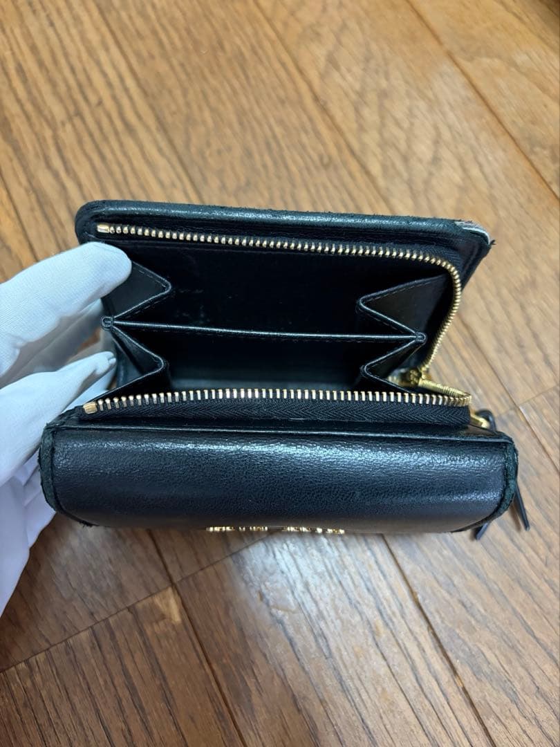 MIU MIU マテラッセ ブラック 二つ折り財布