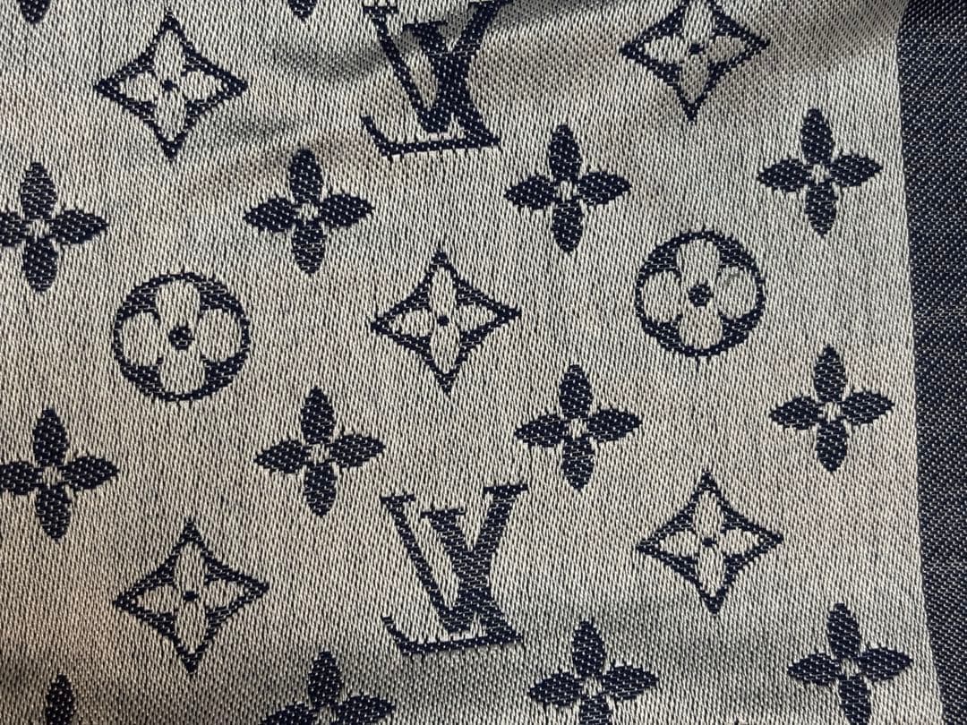 LOUIS VUITTON ルイヴィトン　ネイビー ×シルバー　大判ストール