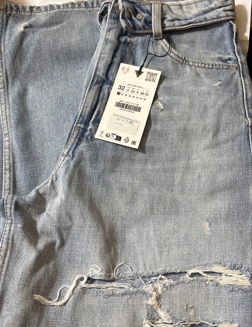 完売品⭐︎ZARA TRF ミッドライズ折り返しウエストデニムパンツ 32