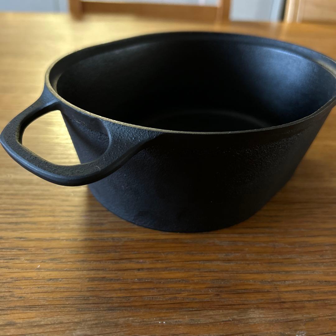 岩鉄鉄器 IWATETSU TEKKI ダクタイル鉄鍋 ココット 楕円 蓋付き