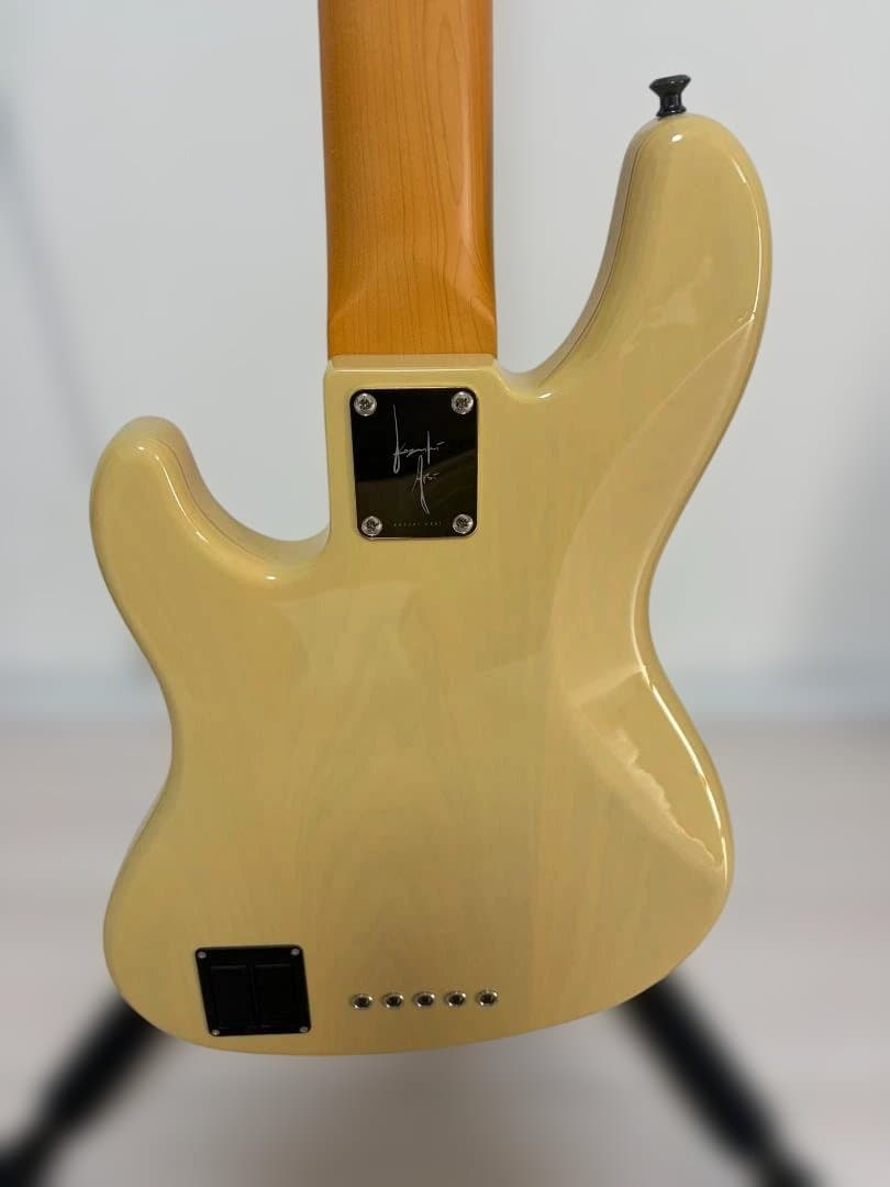 ベース Fender Deluxe Jazz Bass Kazuki Arai Edit