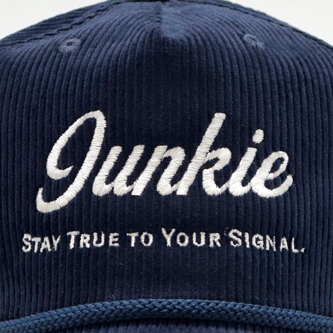 【残り一点】Junkie トラッカーキャップ ネイビー