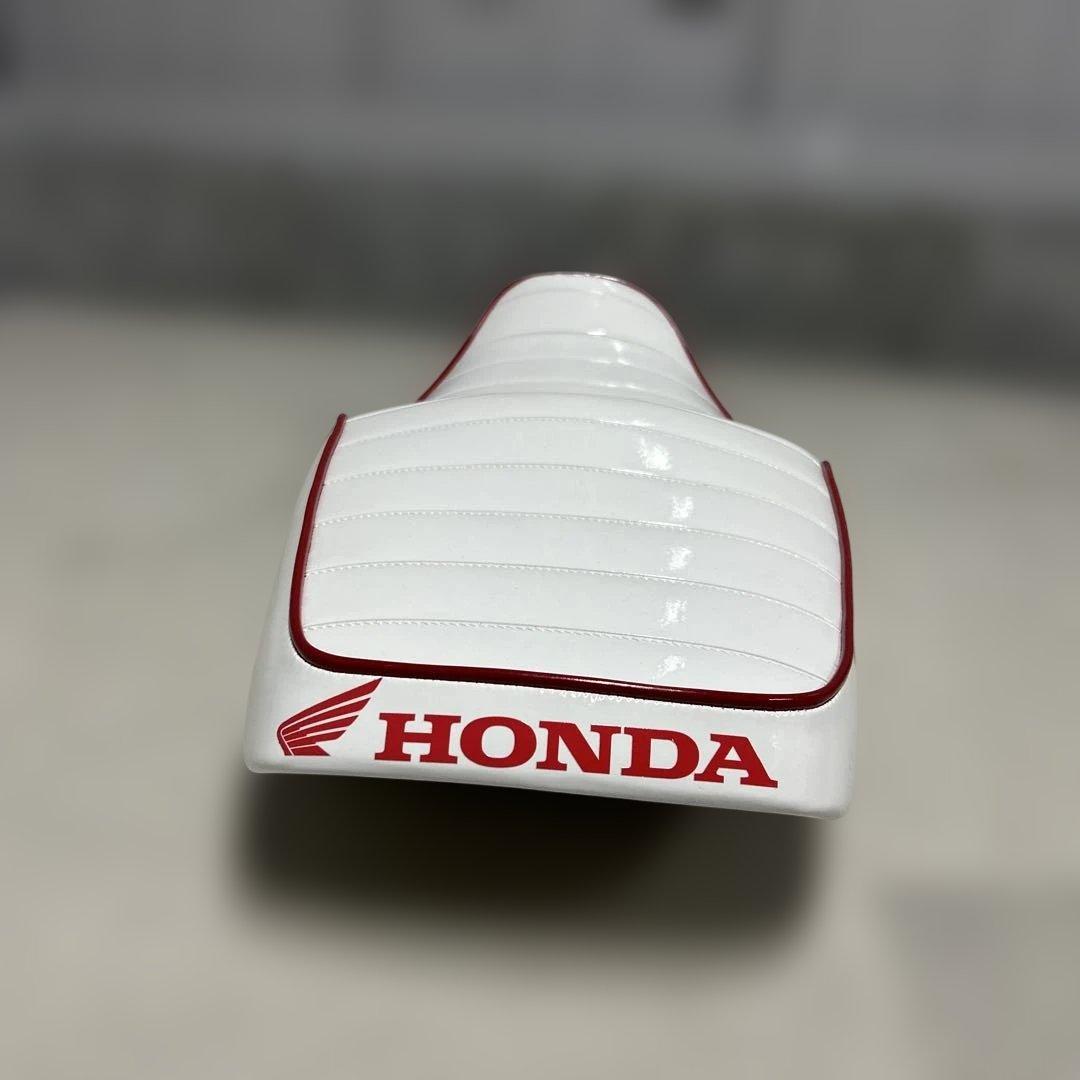最終価格HONDA cb400sfNC42バイクシート ホワイト
