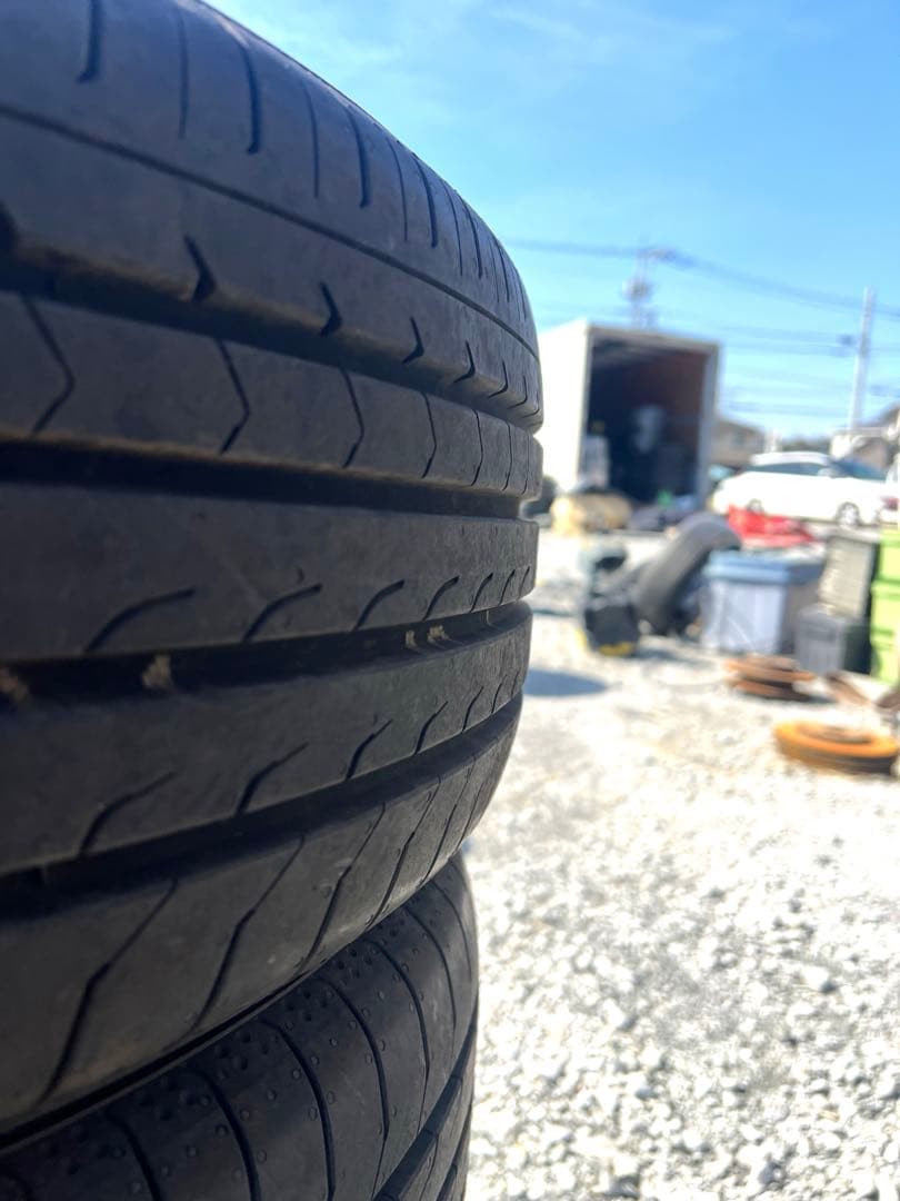 ヨコハマ　ブルーアース　rv03 225/60r17 25年製　イボ付き　9部山