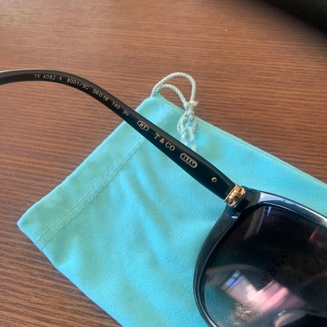 桃*様 TIFFANY.Co ブラック系サングラス
