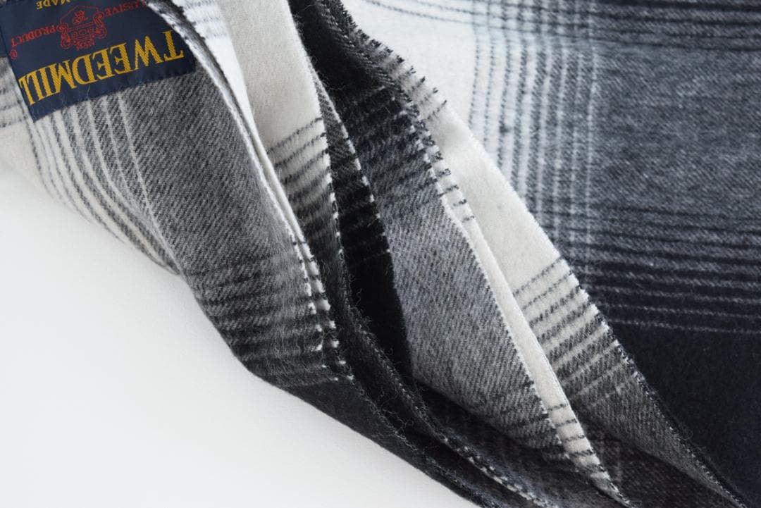 新品タグ付 TWEED MILL イギリス製 ストール　マフラー ブランケット