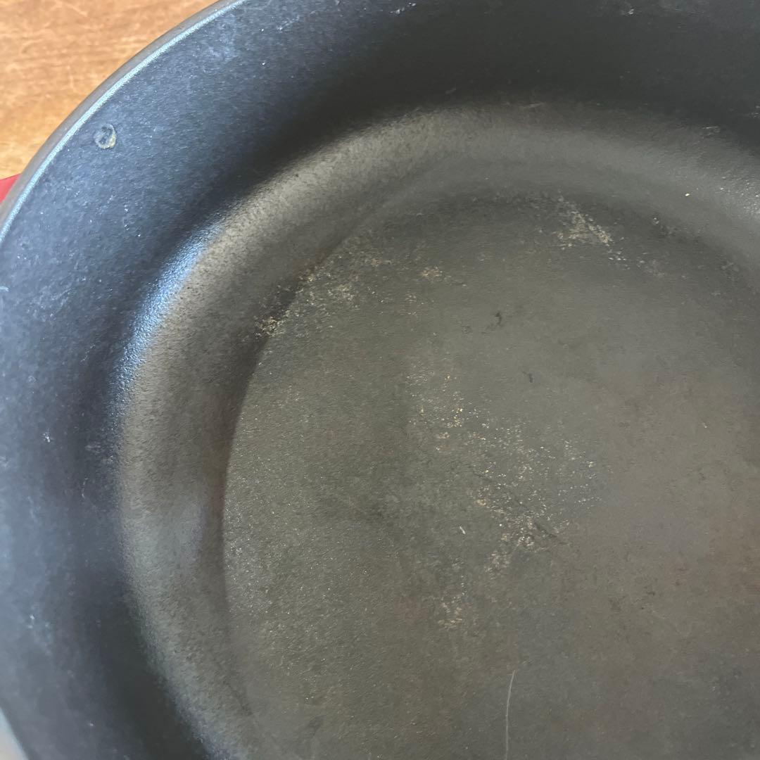 staub 鍋　24cm (週末のみこの値段)