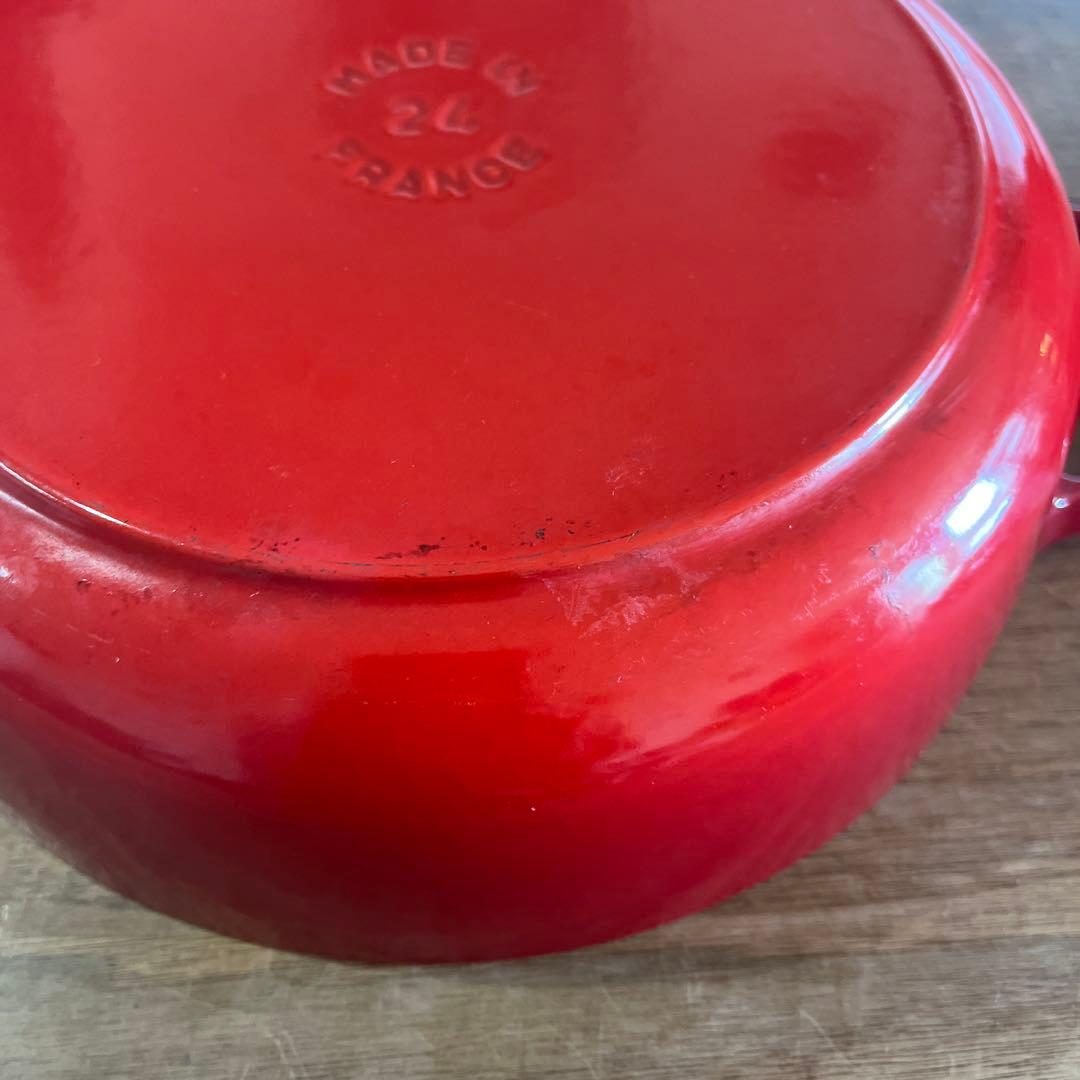 staub 鍋　24cm (週末のみこの値段)