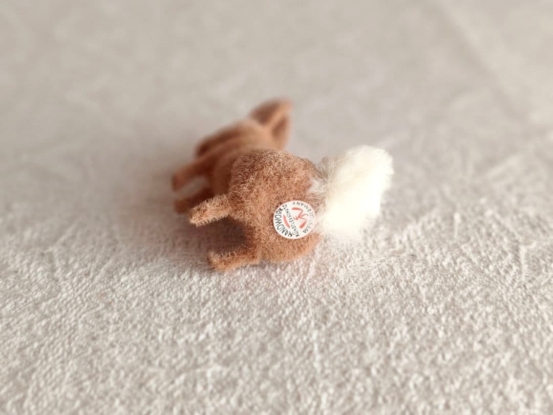 * vintage animal ୨୧ 立ち姿の 可愛い ウサちゃん