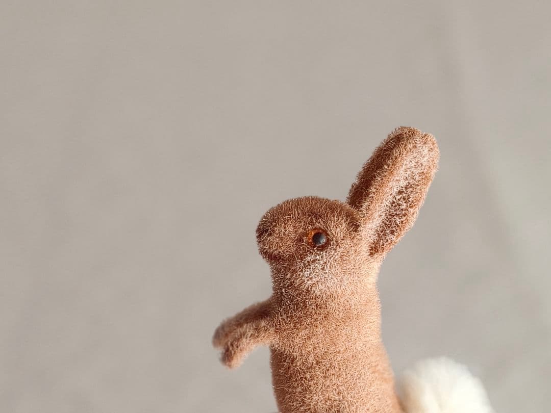 * vintage animal ୨୧ 立ち姿の 可愛い ウサちゃん
