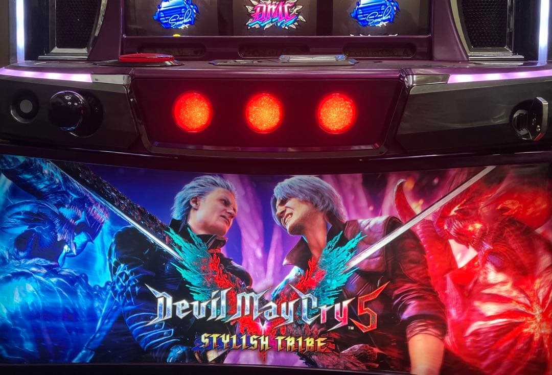 スマスロ実機 パチスロＬデビルメイクライ５ＳＴ ＸＡ 簡易ユニット付⭕️送料無料⭕️