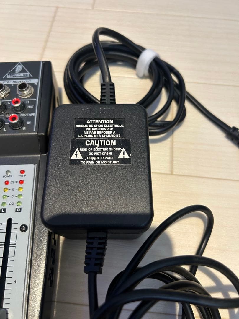 Rom 　　　 BEHRINGER アナログミキサー 8チャンネル
