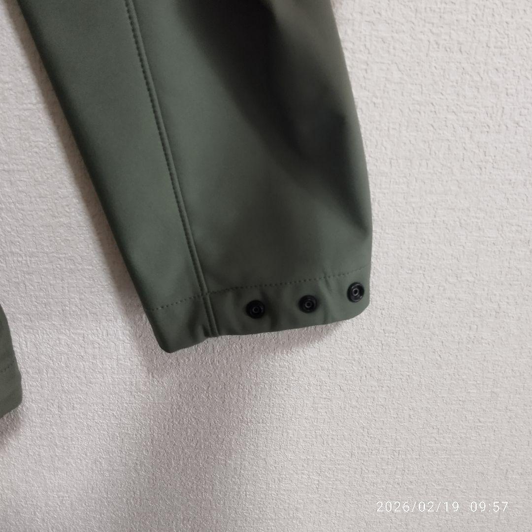 STONE  LIGHT SOFT SHELL-R 試着のみ
