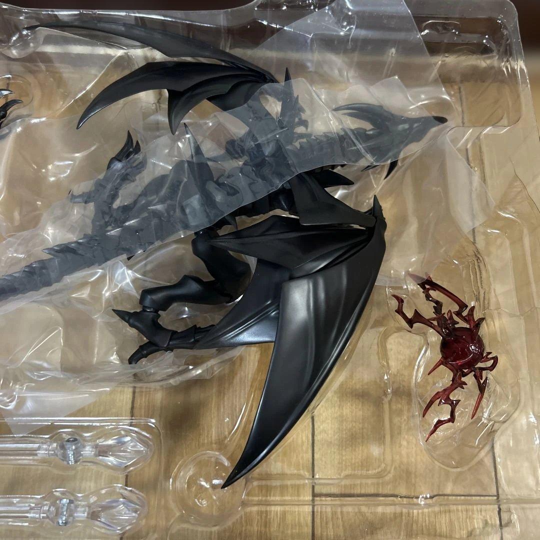 バンダイ S.H.MonsterArts 真紅眼の黒竜