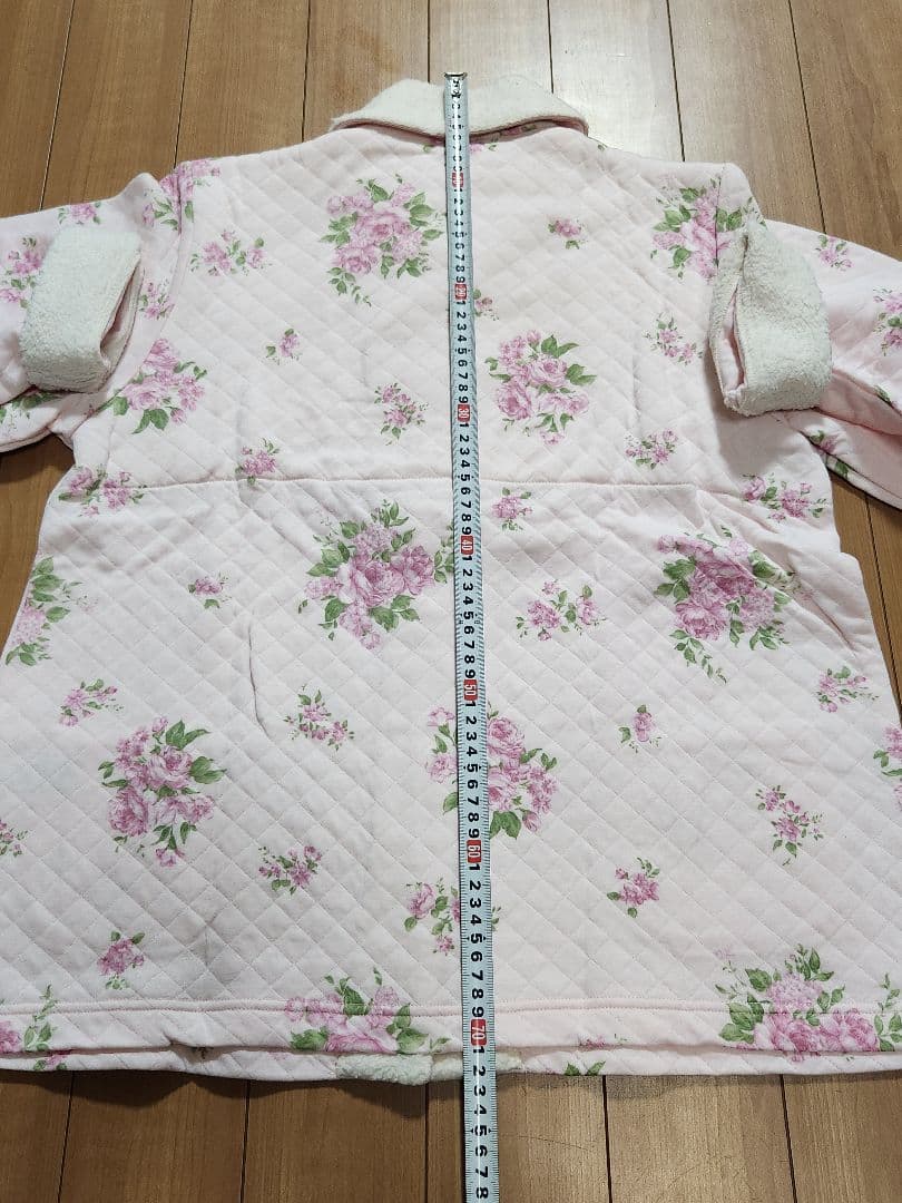 新品タグ付き　ナルエー　パジャマ　M〜L