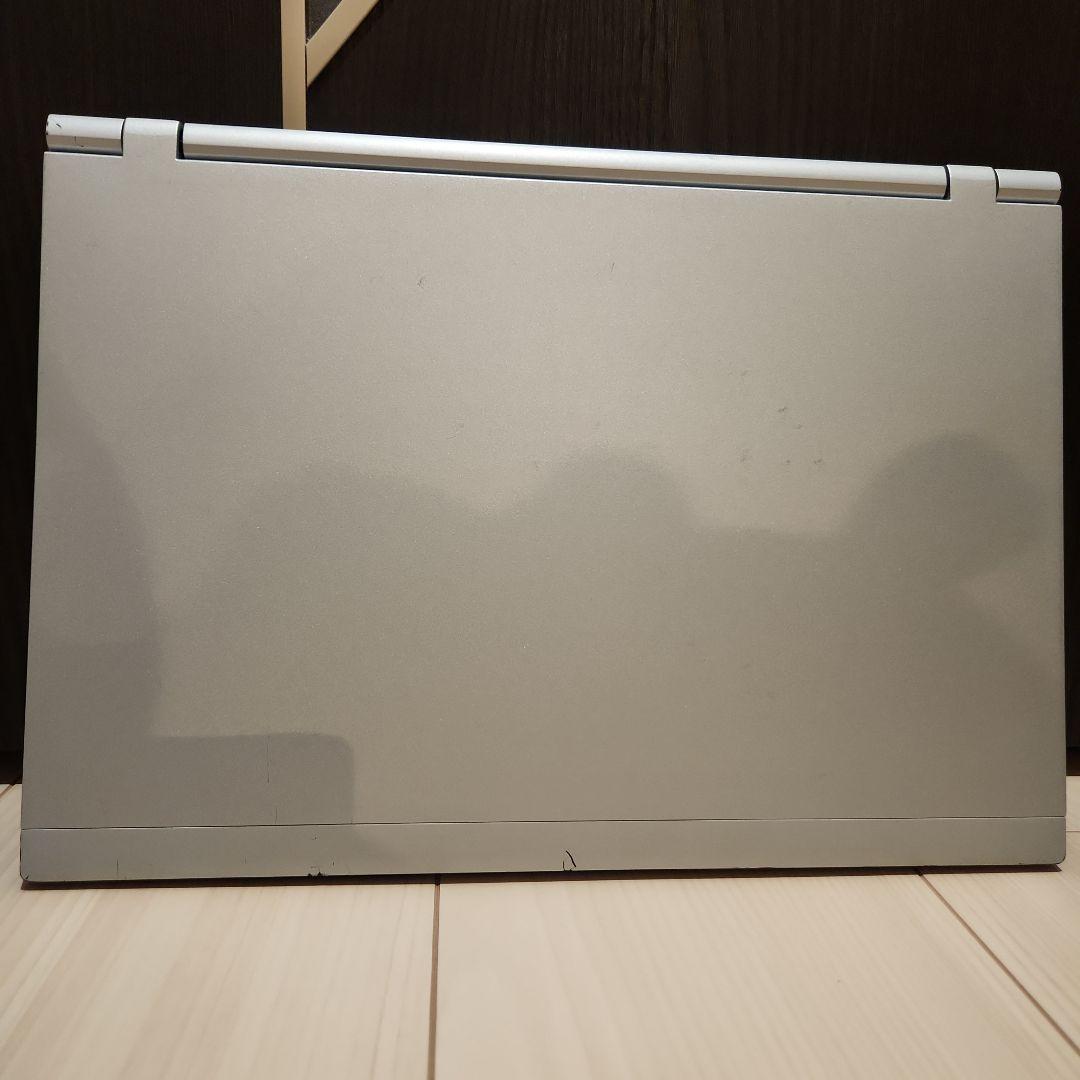 ノートパソコン　薄型　軽量　SSD搭載⭐　Atrust