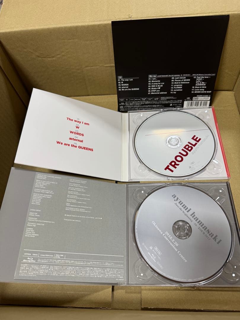 浜崎あゆみ TROUBLE【初回限定盤CDジャケットA.B】セットBlu-ray