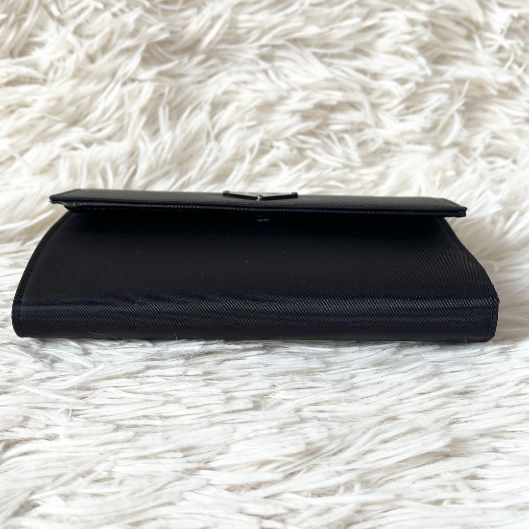 新品未使用✨プラダ　三つ折り財布　M510 ナイロン　サフィアーノ　三角ロゴ