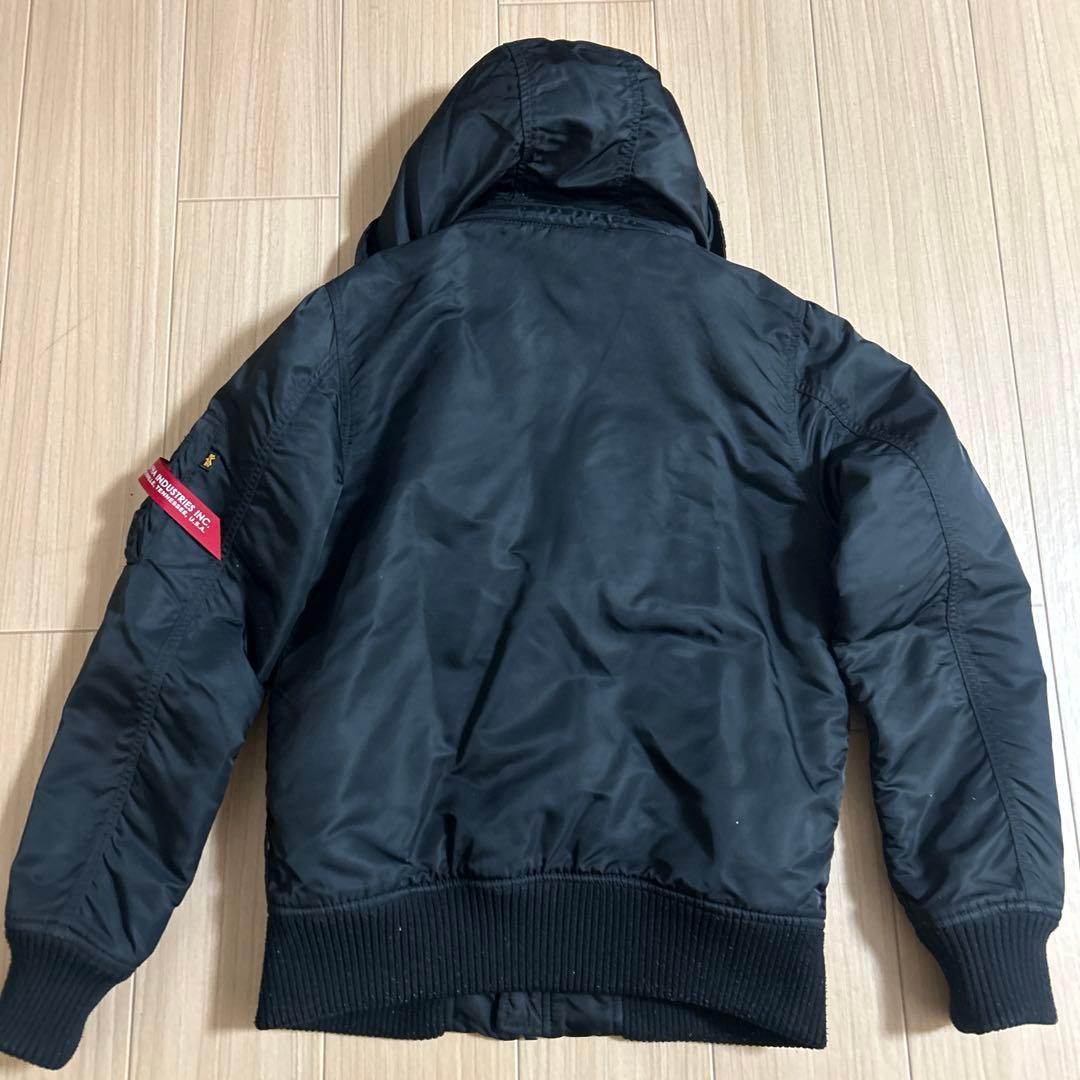 ALPHA INDUSTRIES MA-1フライジャケット