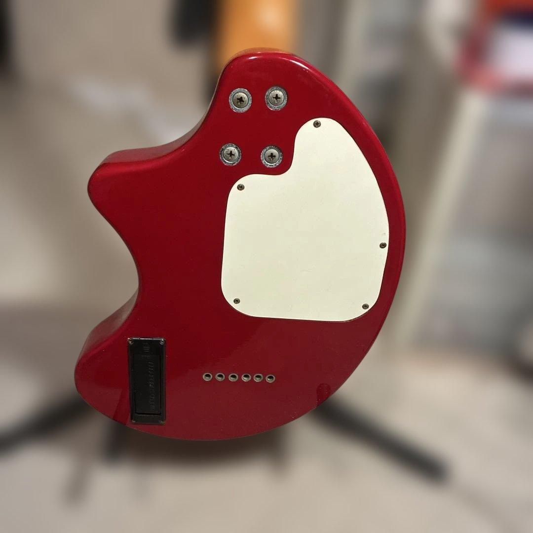 Fernandes zo-3レッドエレキギター
