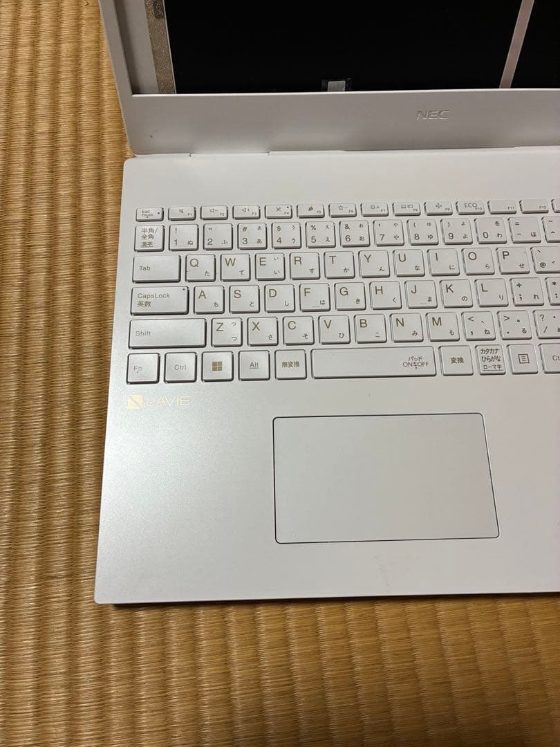 ジャンク品　NEC LAVIE N156 通電、起動不可　液晶、B.Tなし