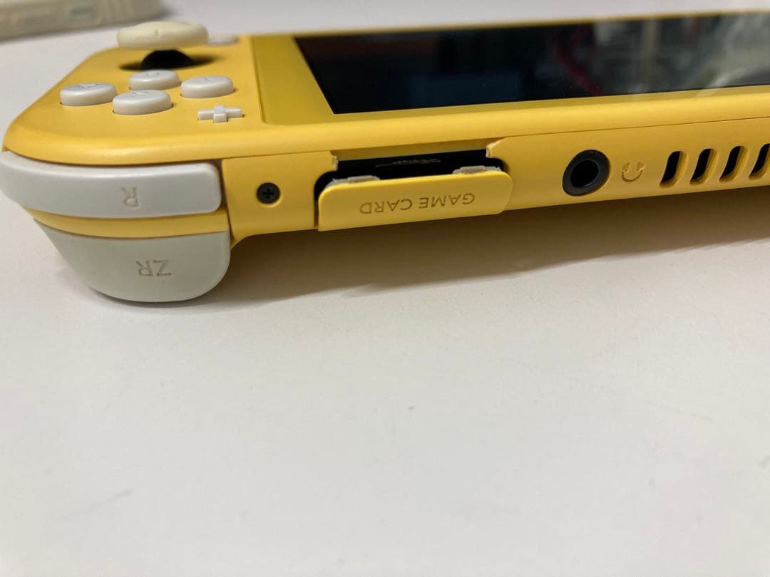 Nintendo Switch Lite イエロー　本体のみ