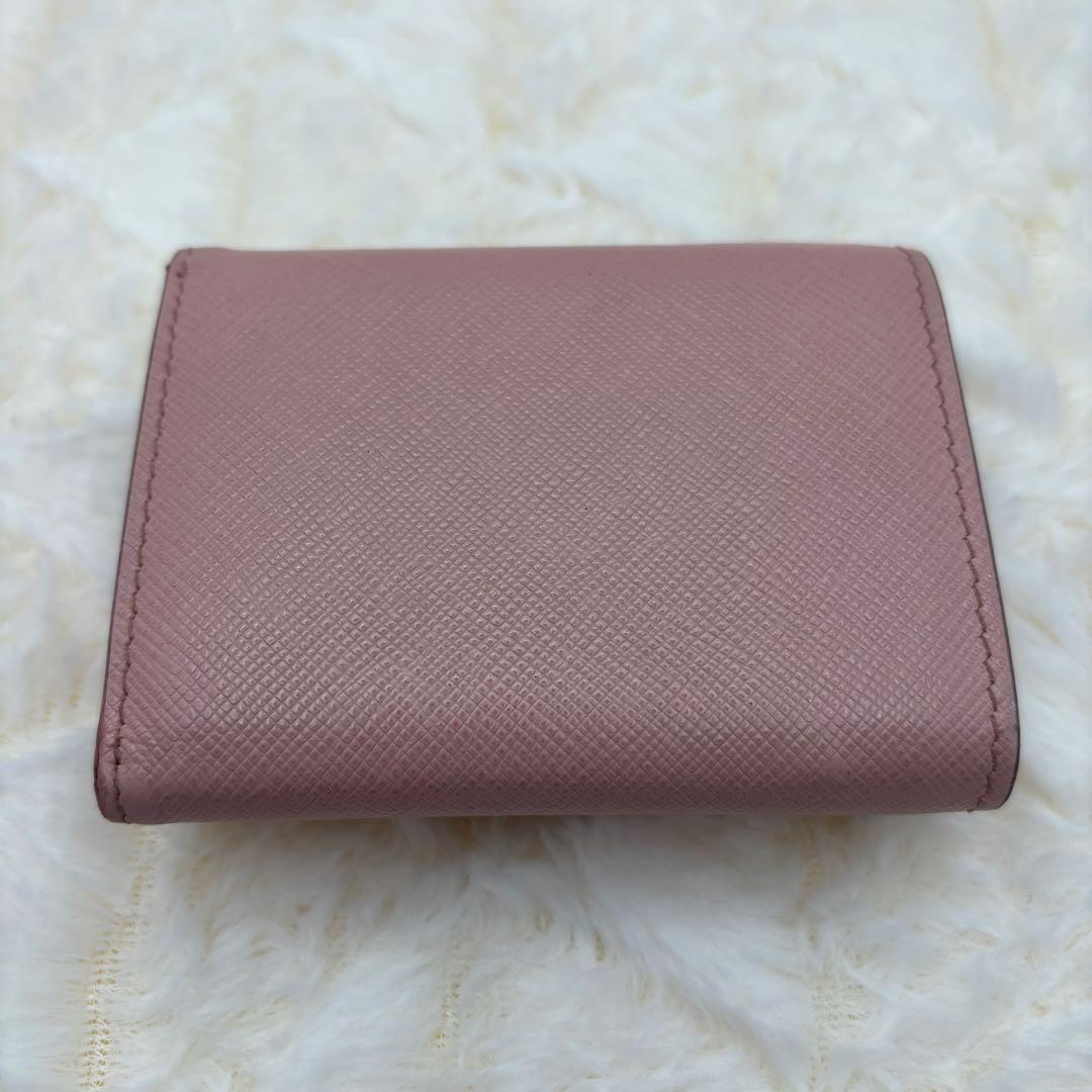 美品✨プラダ　シャイン　ピンク　三つ折り財布　サフィアーノレザー　折り財布