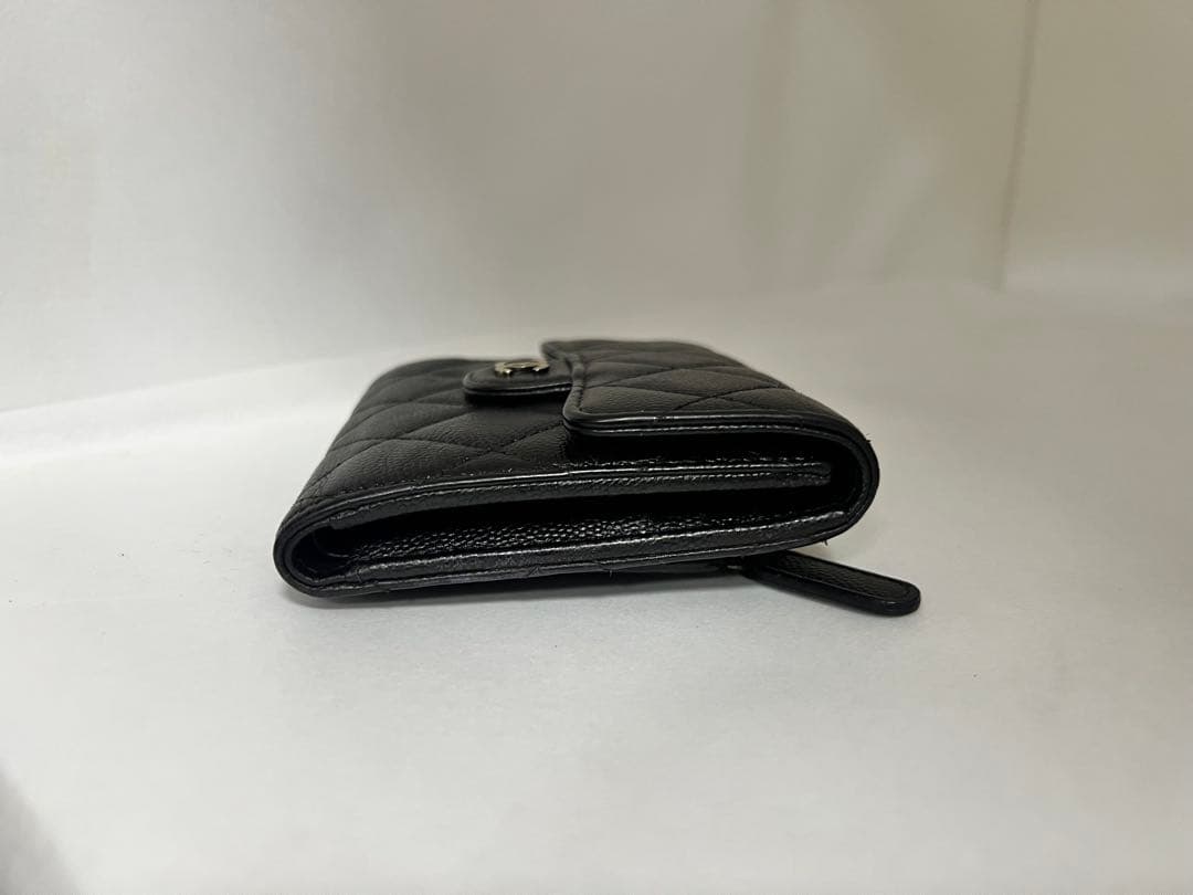 ふあ　CHANEL⭐️三つ折り⭐️マトラッセ⭐️キャビアスキン⭐️美品