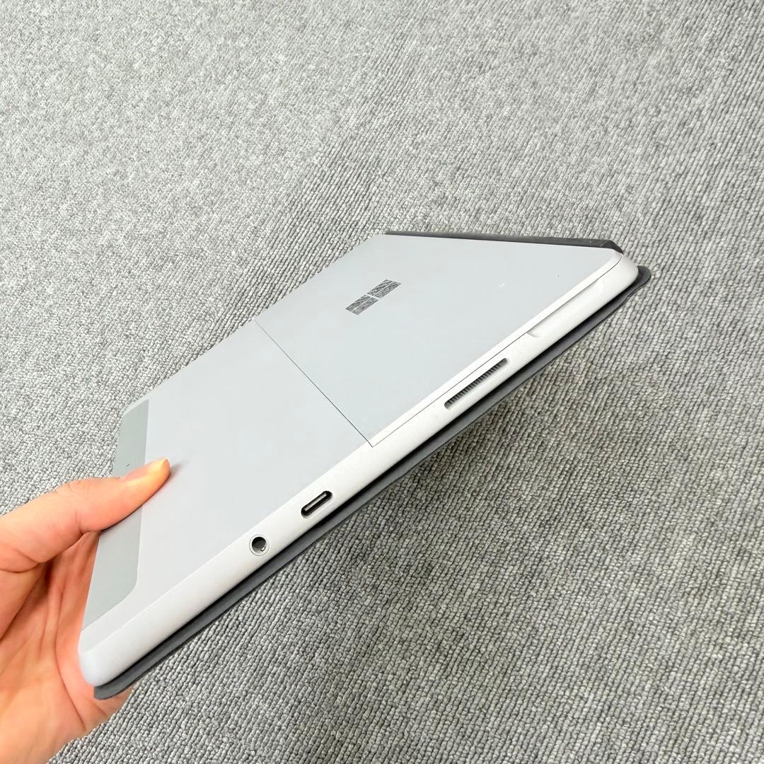 Windowsタブレット本体 Microsoft Surface Go 8GB/128GB Win 11