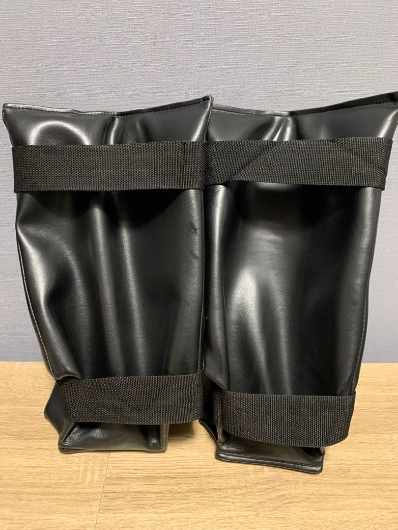 TWINS SPECIAL ボクシンググローブ THAISMAIレガースセット