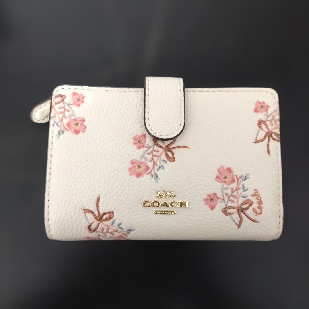 VMPD8-114-19 COACH 花柄 二つ折り財布 ホワイト