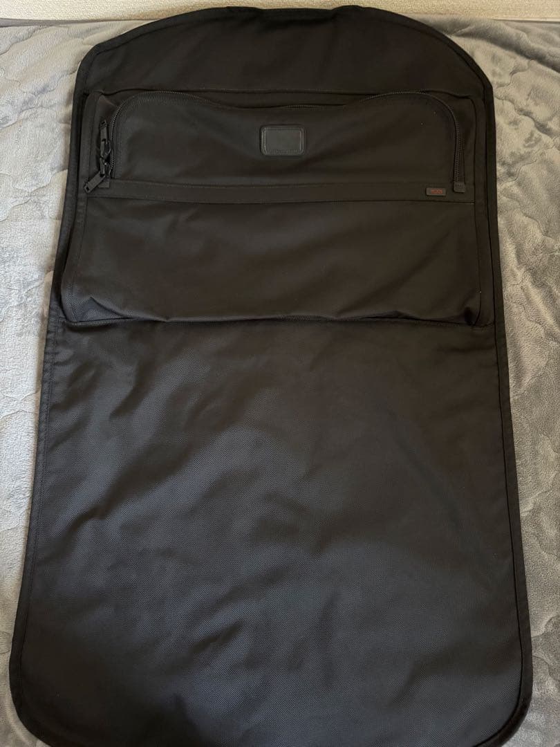 TUMI ガーメントバッグ　22130DH