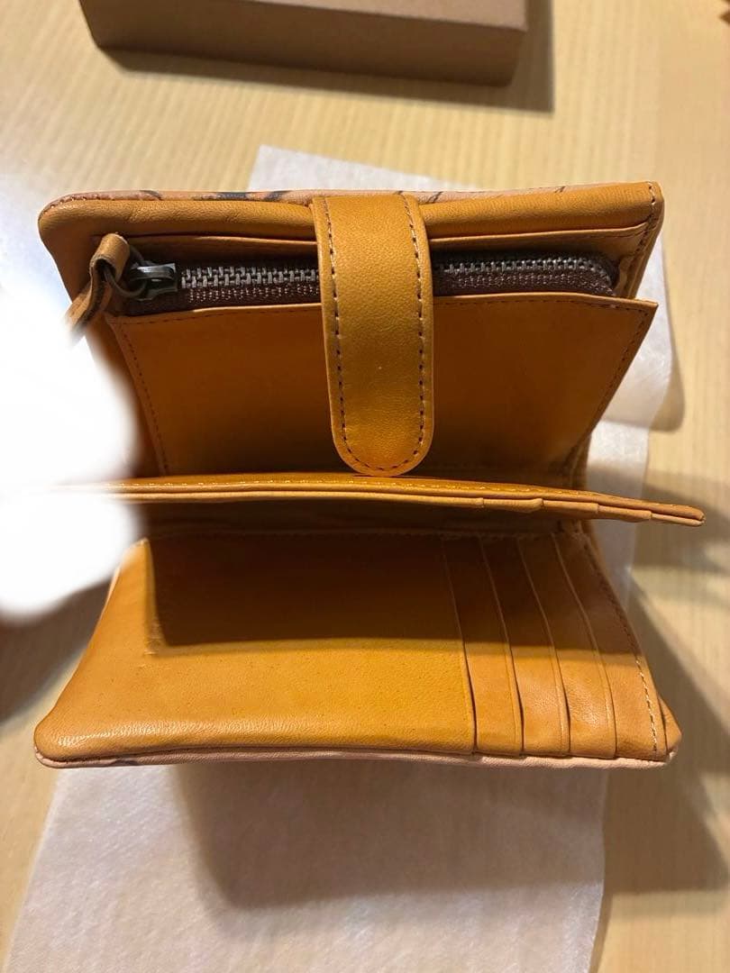 HIRAMEKI アートレザー 二つ折り財布 本革 レディース 美品 箱付き