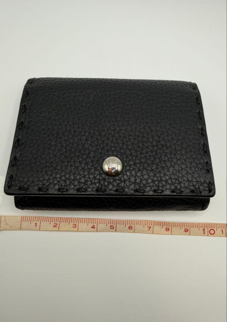 FENDI セレリア 財布