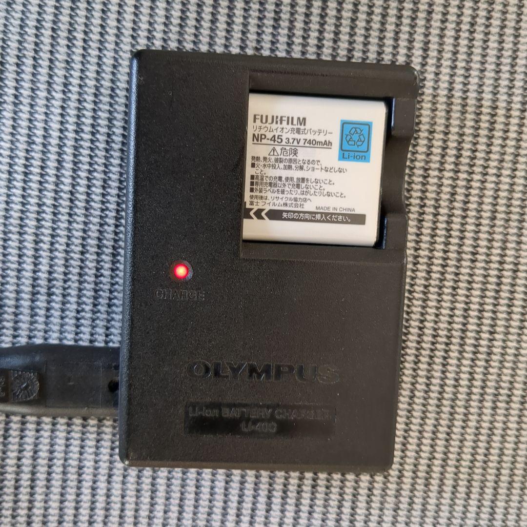 FUJIFILM FinePix Z100fd デジタルカメラ　ピンク