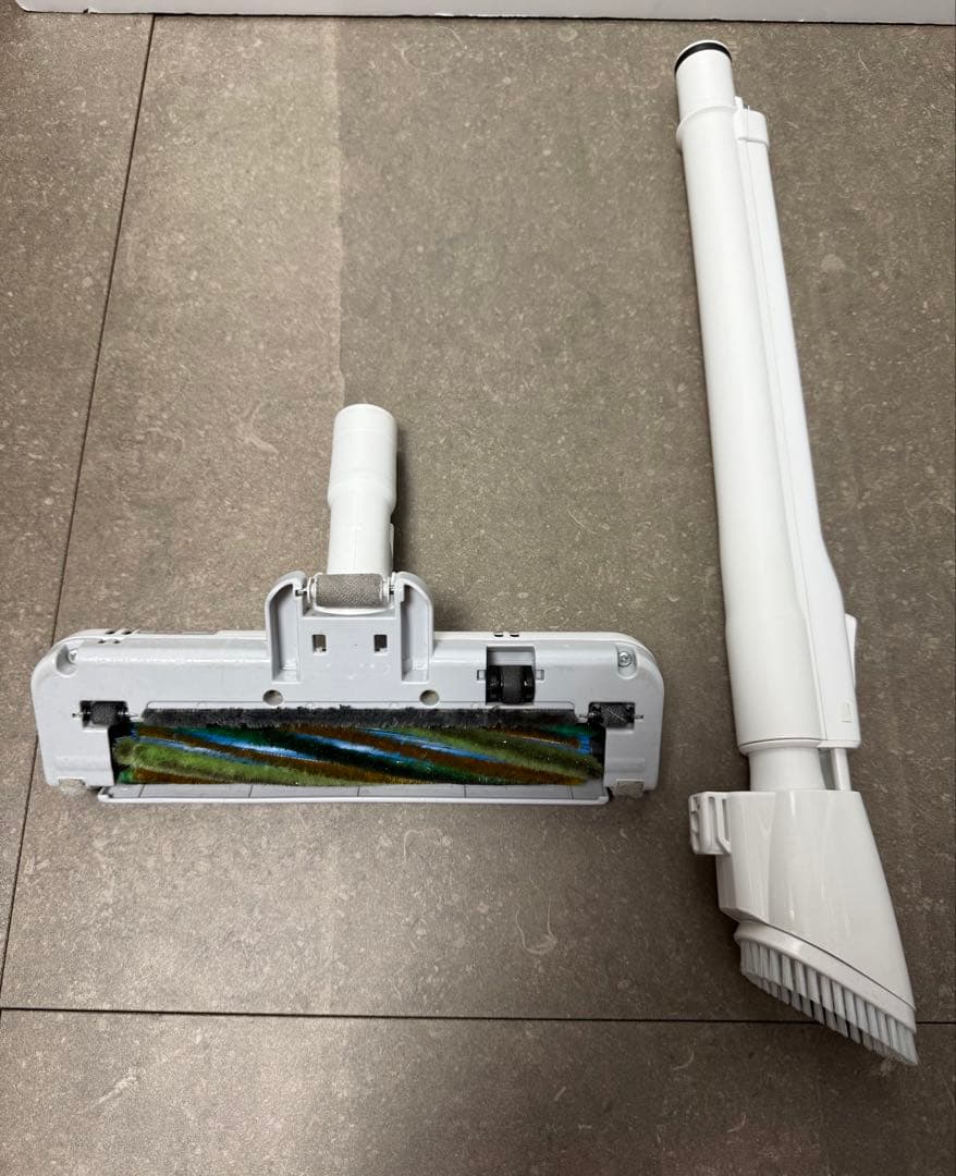 東芝◇コード式サイクロンキャニスター掃除機 トルネオ V VC-S610X-W