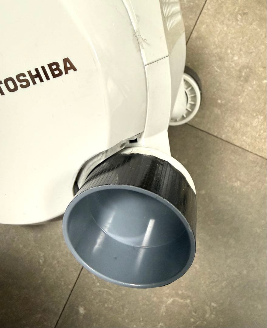 東芝◇コード式サイクロンキャニスター掃除機 トルネオ V VC-S610X-W