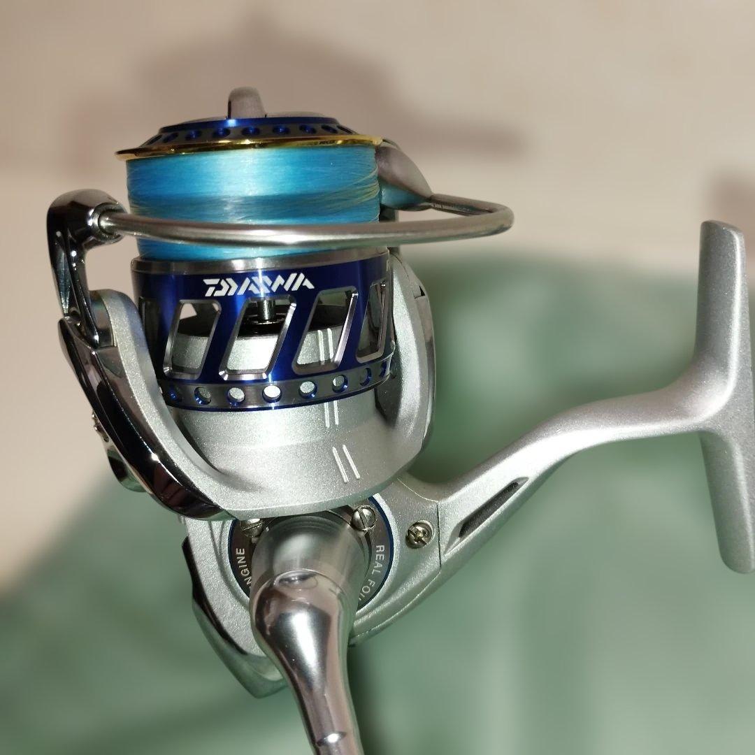 【専用】DAIWA ダイワ07ルビアス　RCSスプール　カスタムノブ　ブルー