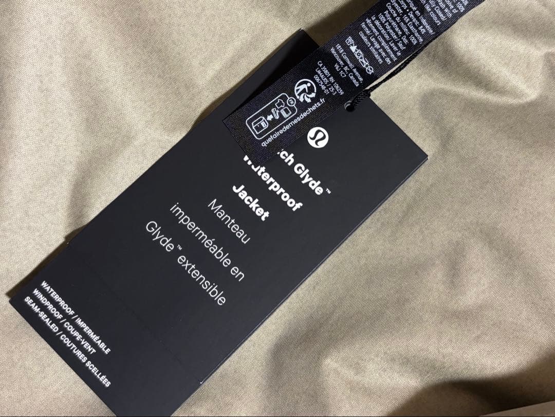 【新品】lululemon ルルレモン　メンズ　伸縮性防水ジャケット