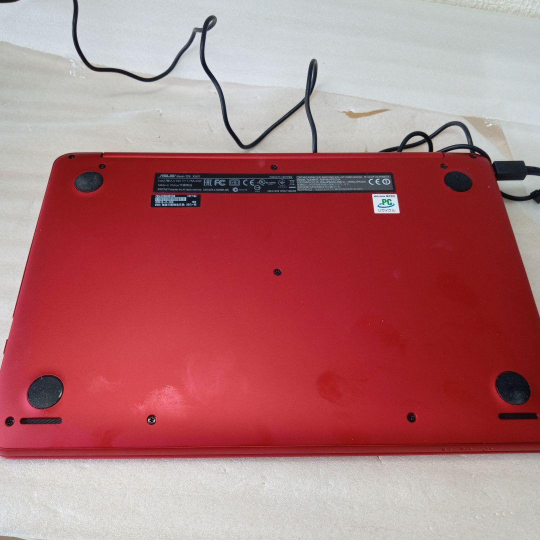ASUS ノートPC X205TA