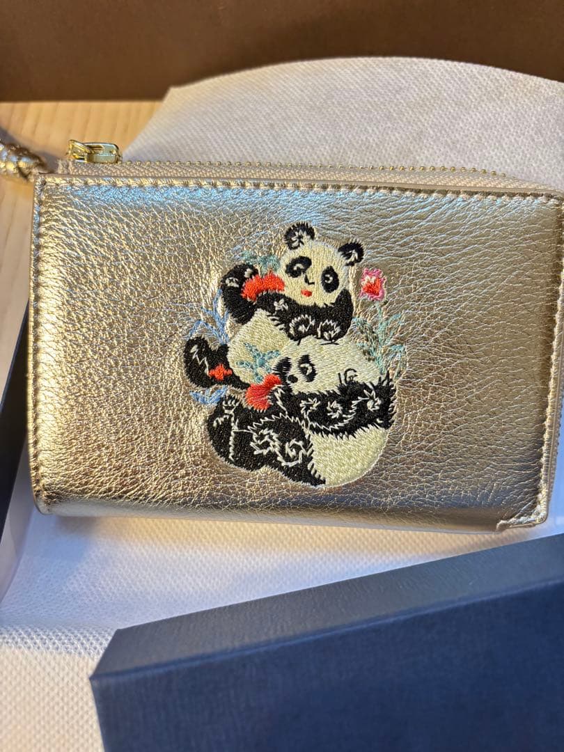 新品　箱あり　ケイタマルヤマ×imuramm二つ折り財布 パンダ　刺繍