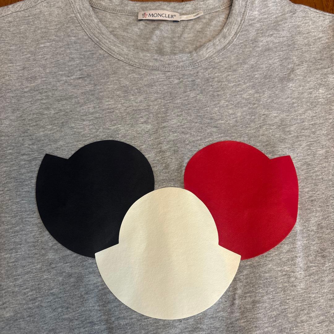Moncler モンクレール　Tシャツ　半袖　ロゴ