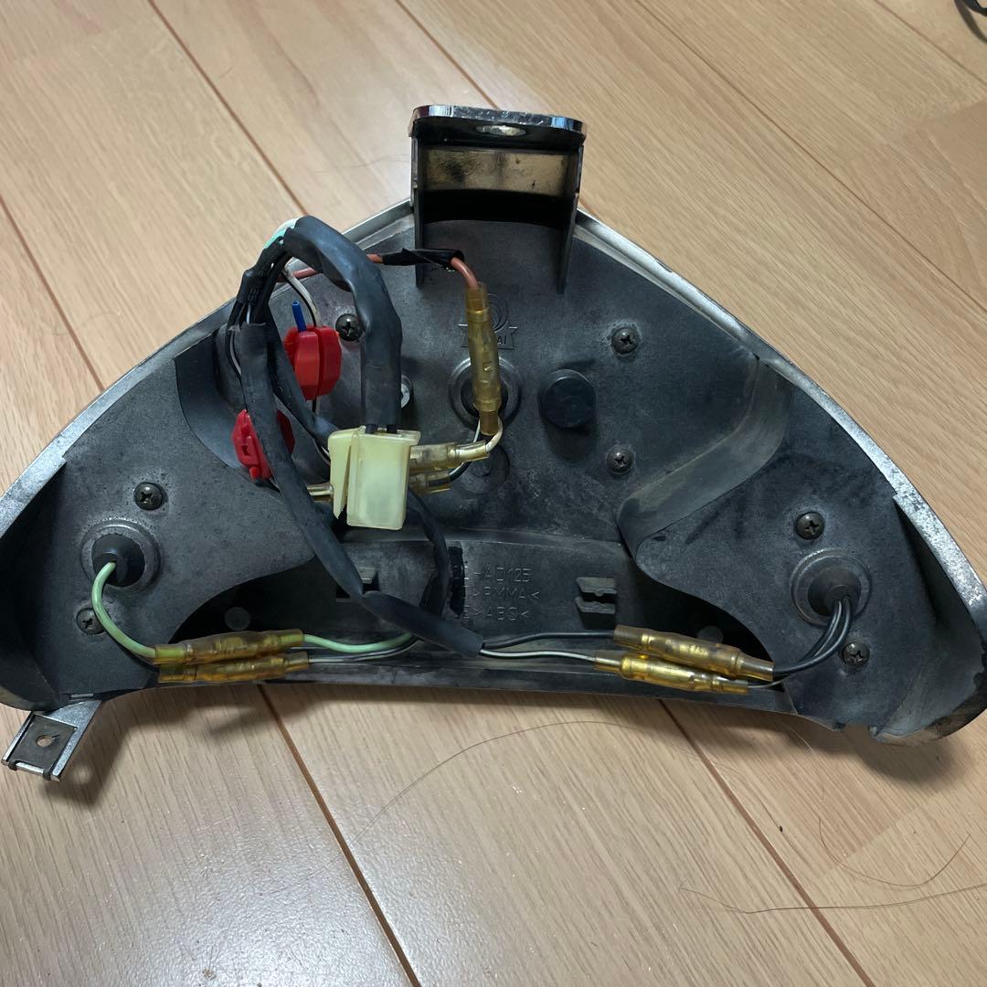 アドレスv125gキタコ製テールランプ、左ウィンカー