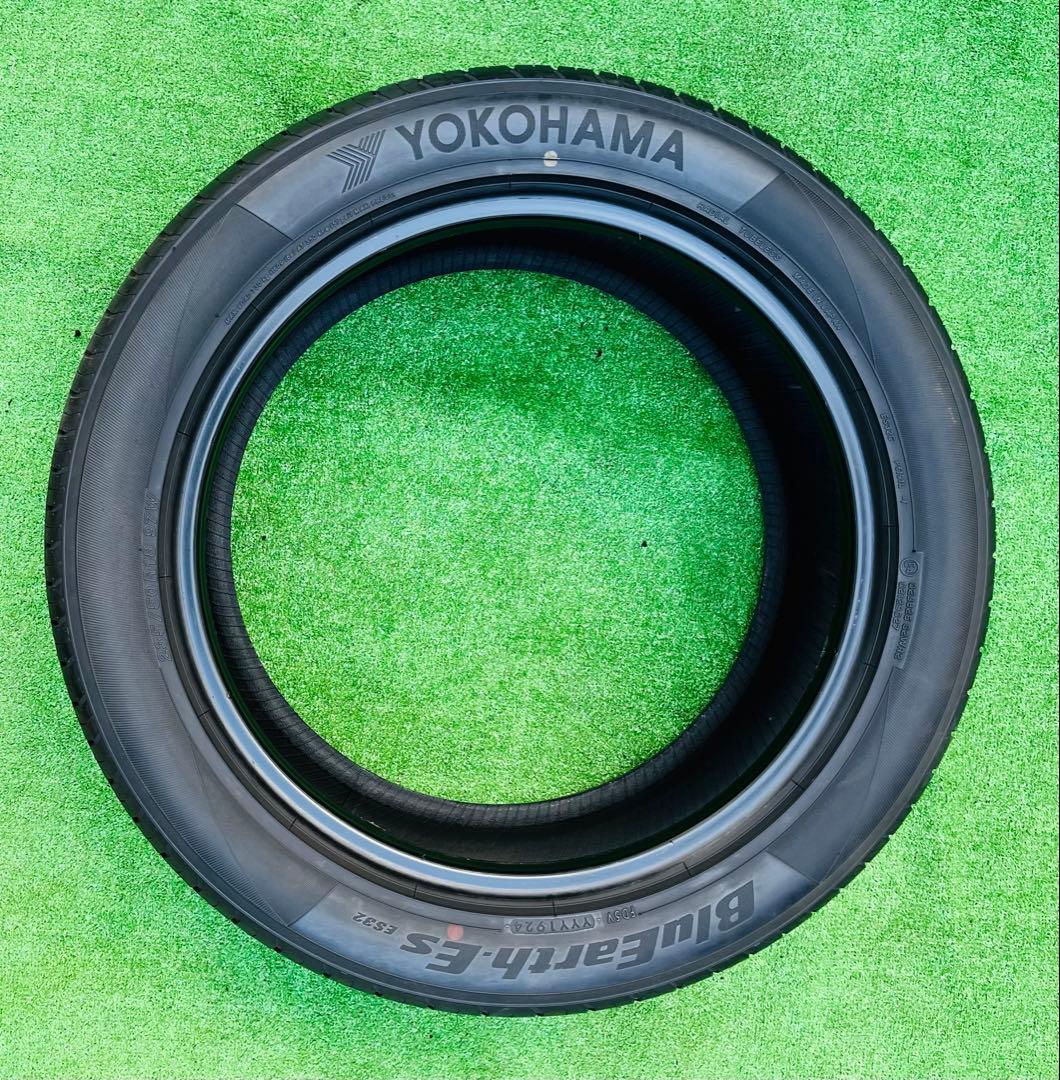 235/50 R18、YOKOHAMA BluEarth、9.5分山．2024年