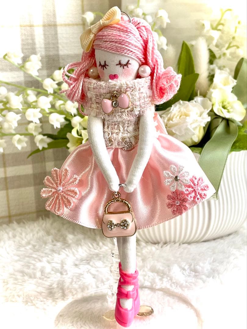 リントンツイード❤️ピンクサテンスカート❤️ハンドメイド♡ドールチャーム