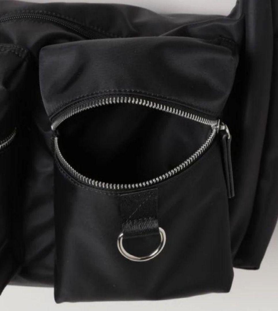 JEANASIS ナイロンWポケットボディBAG 新品 ジーナシス ショルダー