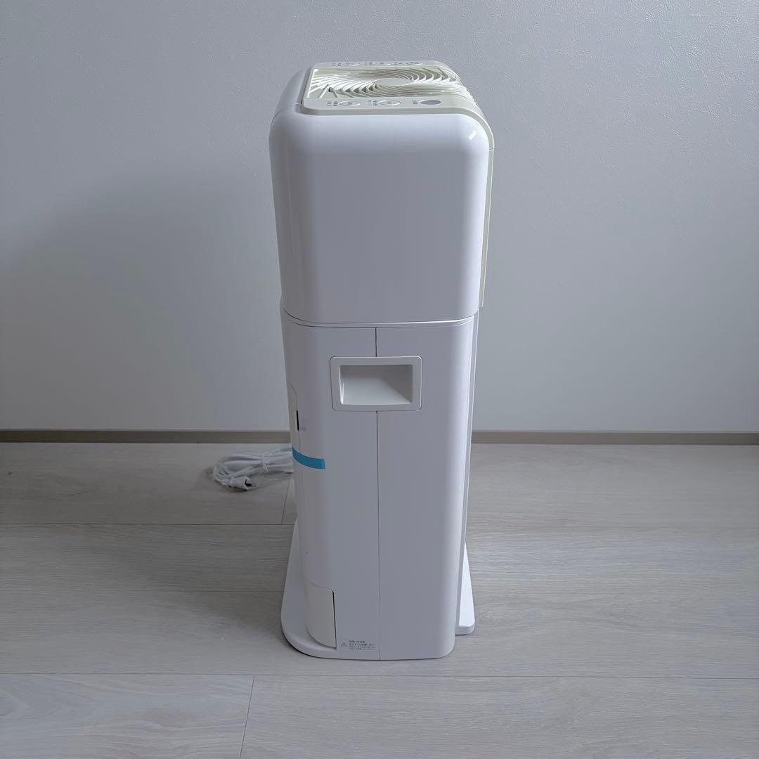 ヒロ 【新品・未使用】IRIS OHYAMA 衣類乾燥除湿機 ホワイト