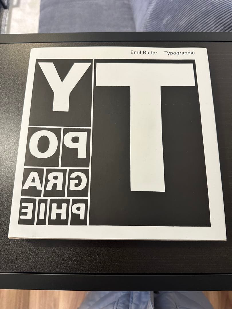 アート・デザイン・音楽 Typography: A Manual of Design Niggli