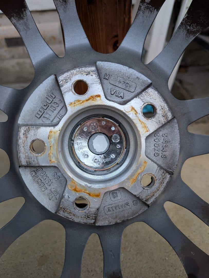 グッドイヤースタッドレスタイヤ 195/65R15ホイール付き